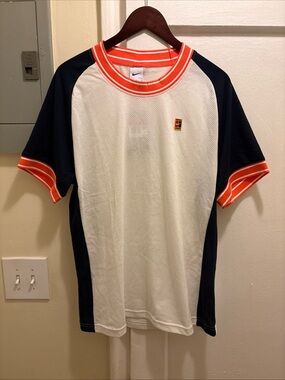 Men’s Nike NikeCourt tennis White T short sleeve size Large